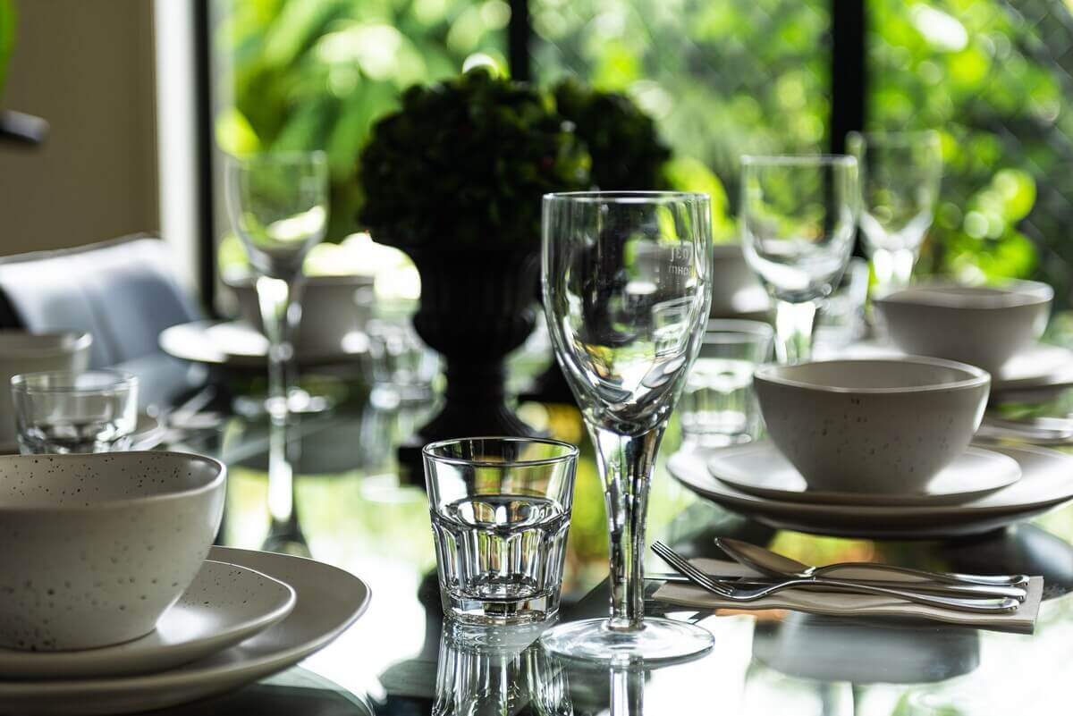Dining setting detail